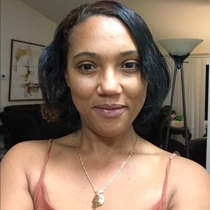 Meet your Posher, Vassila helene