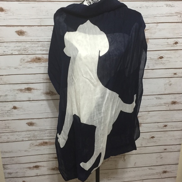 Old Navy Accessories - Old Navy Dog infinity scarf