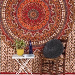 Red urban outfitters tapestry