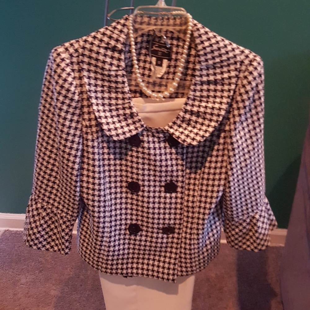 Navy Blue & White checkered 2-Piece Pant Suit