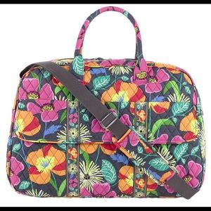 Vera Bradley Jazzy Blooms Grand Traveler