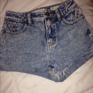 Washed jeans shorts