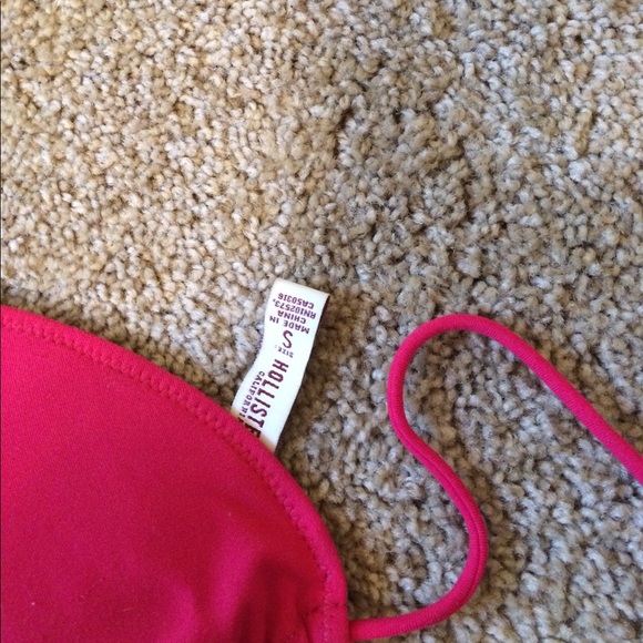 Pink hollister triangle bikini - Picture 4 of 6