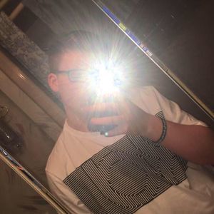 Meet your Posher, Joe