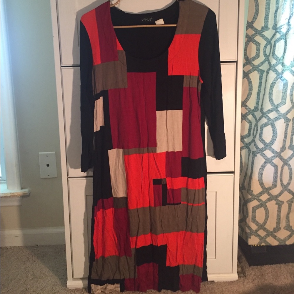 Venus long sleeve dress