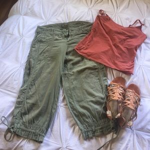 American Eagle Capris