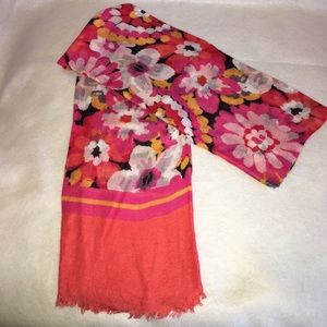 Vera Bradley scarf in Pixie Blooms