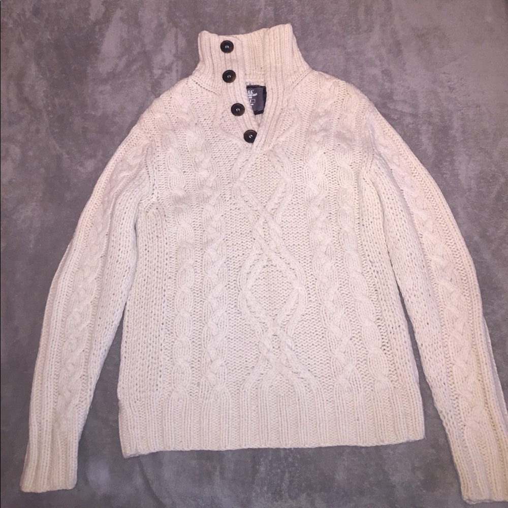 H&M cable knit sweater, size S