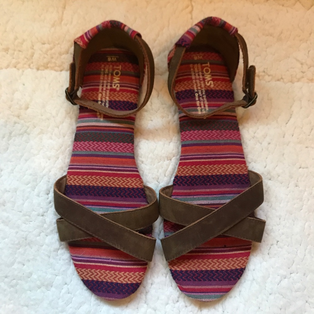 Toms sandals