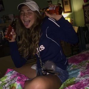 Meet your Posher, Mackenzie