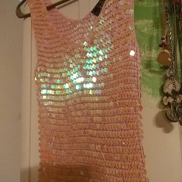 Sold 💋 - Picture 2 of 4