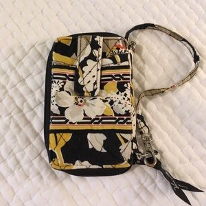 Vera Bradley • Dogwood All in One Wristlet EUC