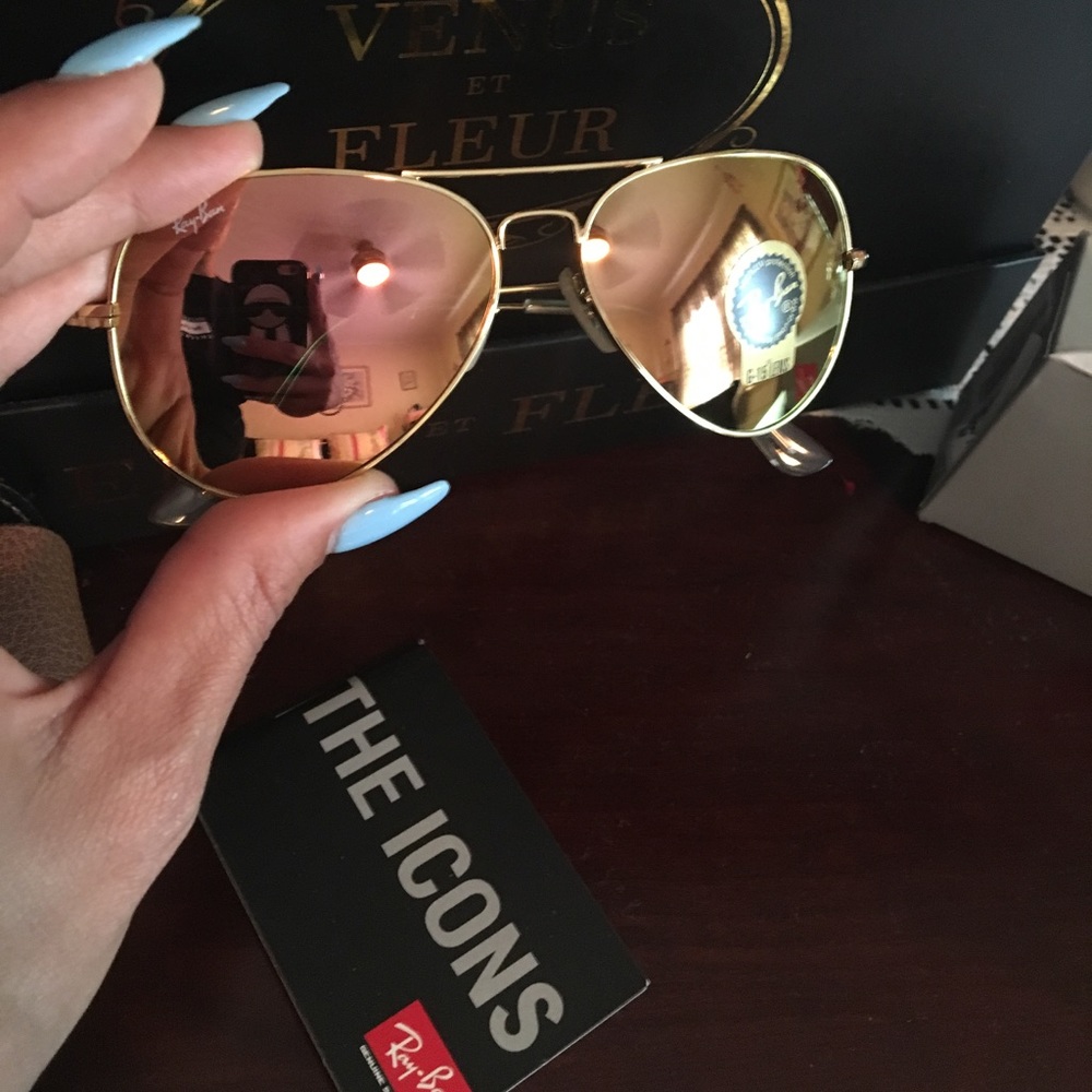 Brand New Ray Ban Aviator Sunglasses