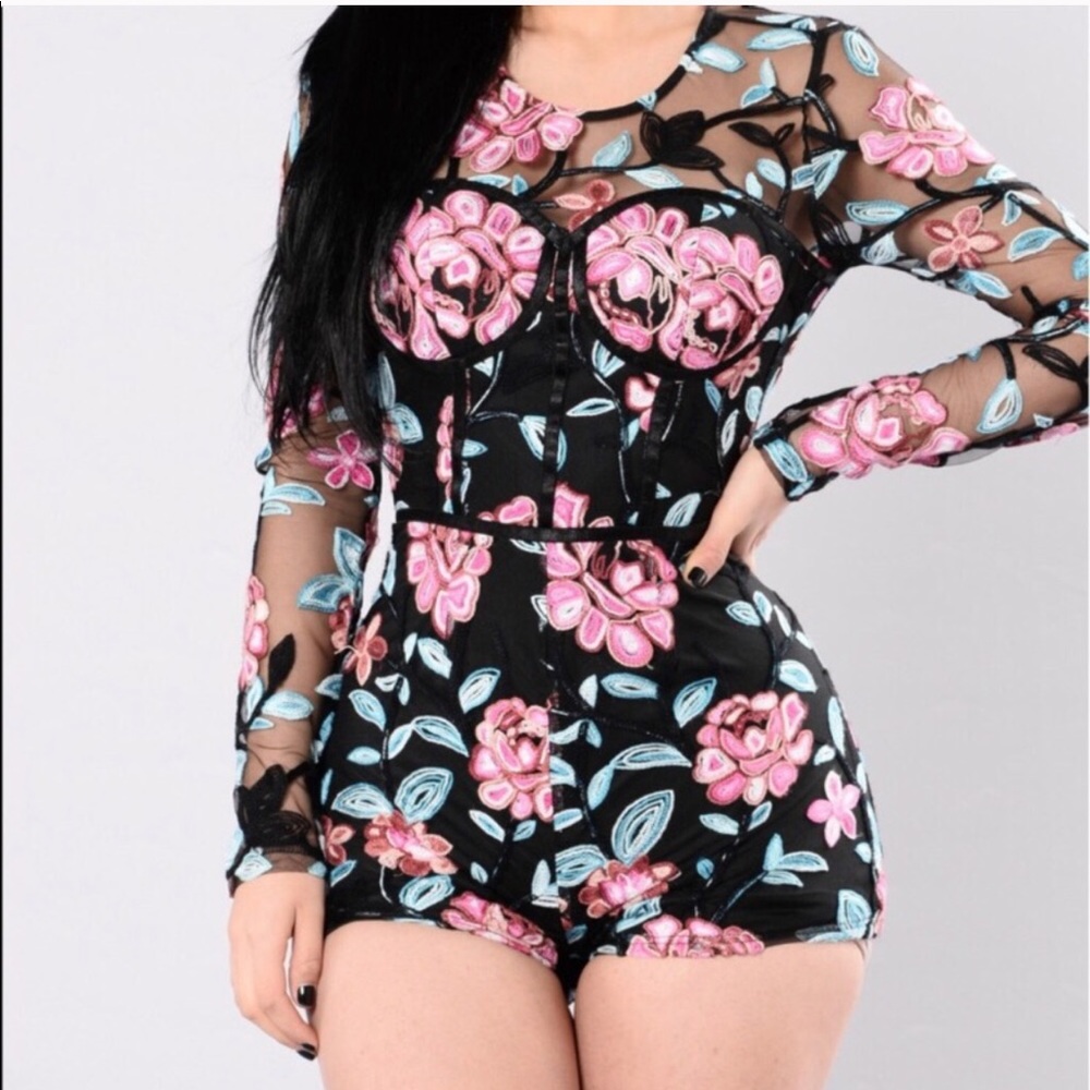 Fashion nova romper
