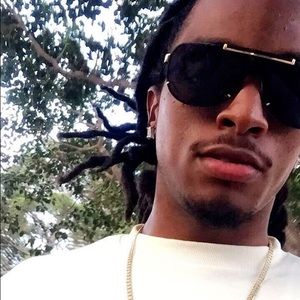 Meet your Posher, Eric