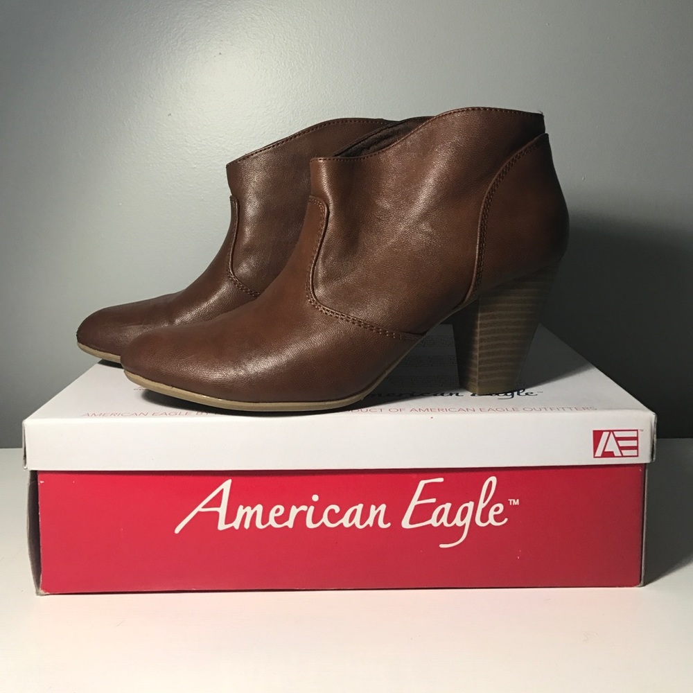 American Eagle Heeled booties