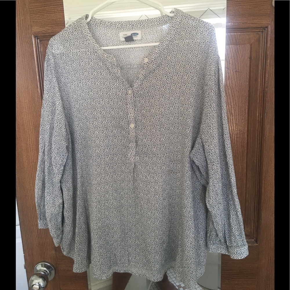 Old navy tunic top