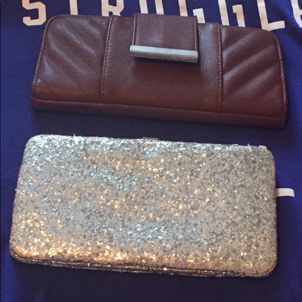 Both can be together or separated