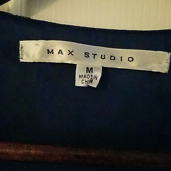 Max Studio Floral dress - Picture 2 of 4