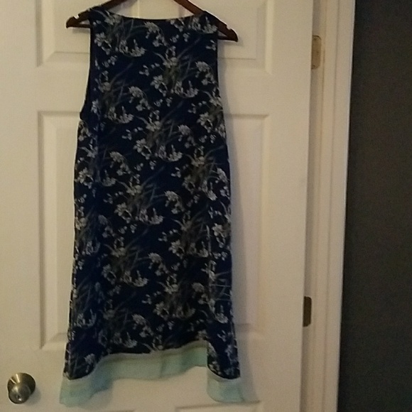 Max Studio Floral dress - Picture 4 of 4