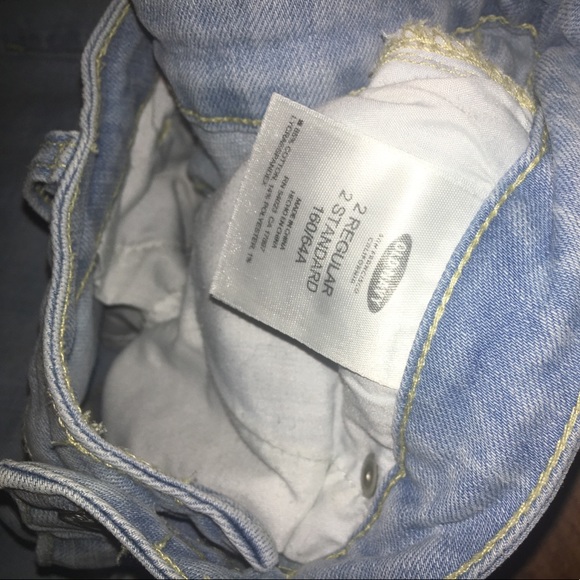 Old Navy Straight Leg Regular Jeans - Picture 3 of 4