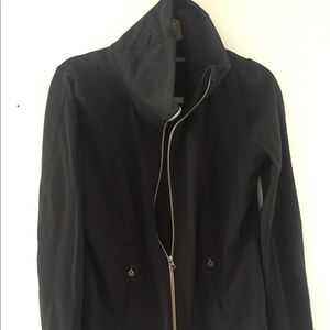 Lululemon longer zip front jacket sz 8