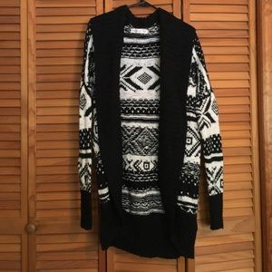 Abercrombie & Fitch Sweater