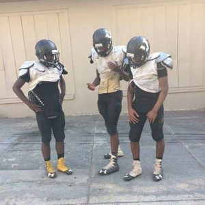 Meet your Posher, Dontrell