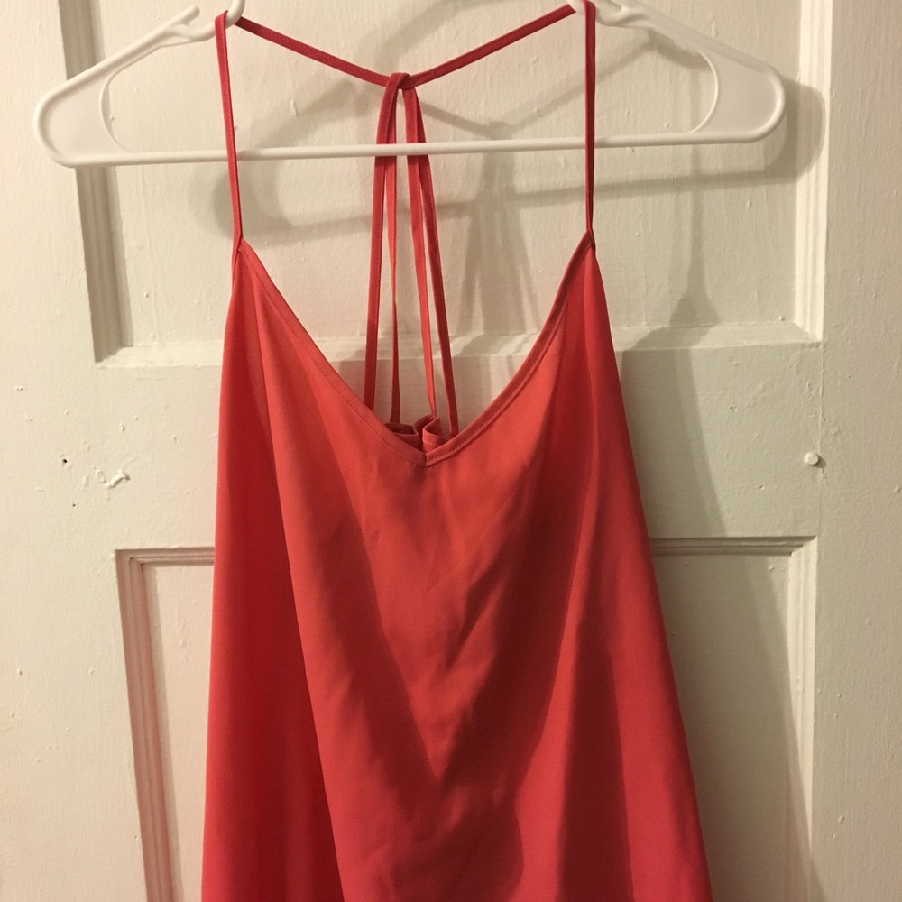Hollister tank