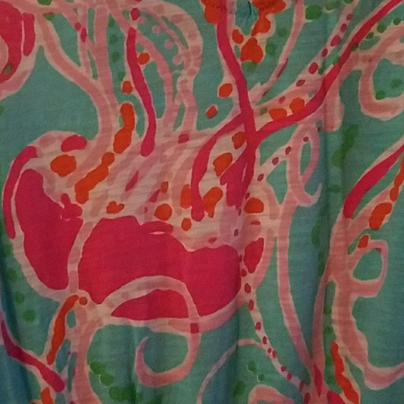 Lilly Pulitzer - Picture 3 of 4