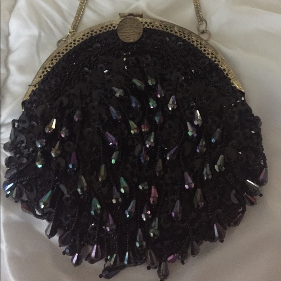 Classic vintage black hand bag - Picture 2 of 4