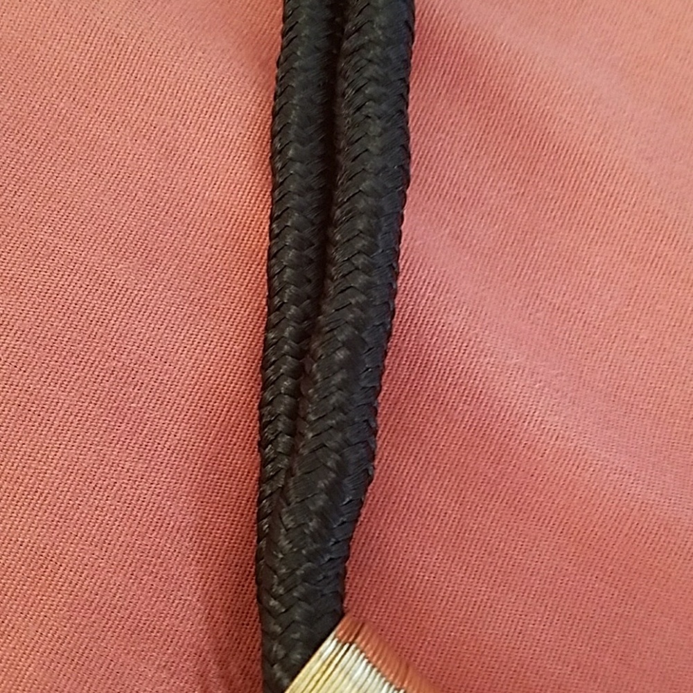 Beautiful necklace - Picture 3 of 3