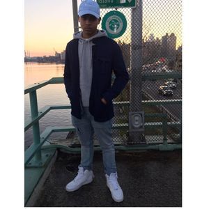 Meet your Posher, Raymond