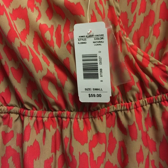 Romeo and Juliet Couture Dress - Picture 2 of 3