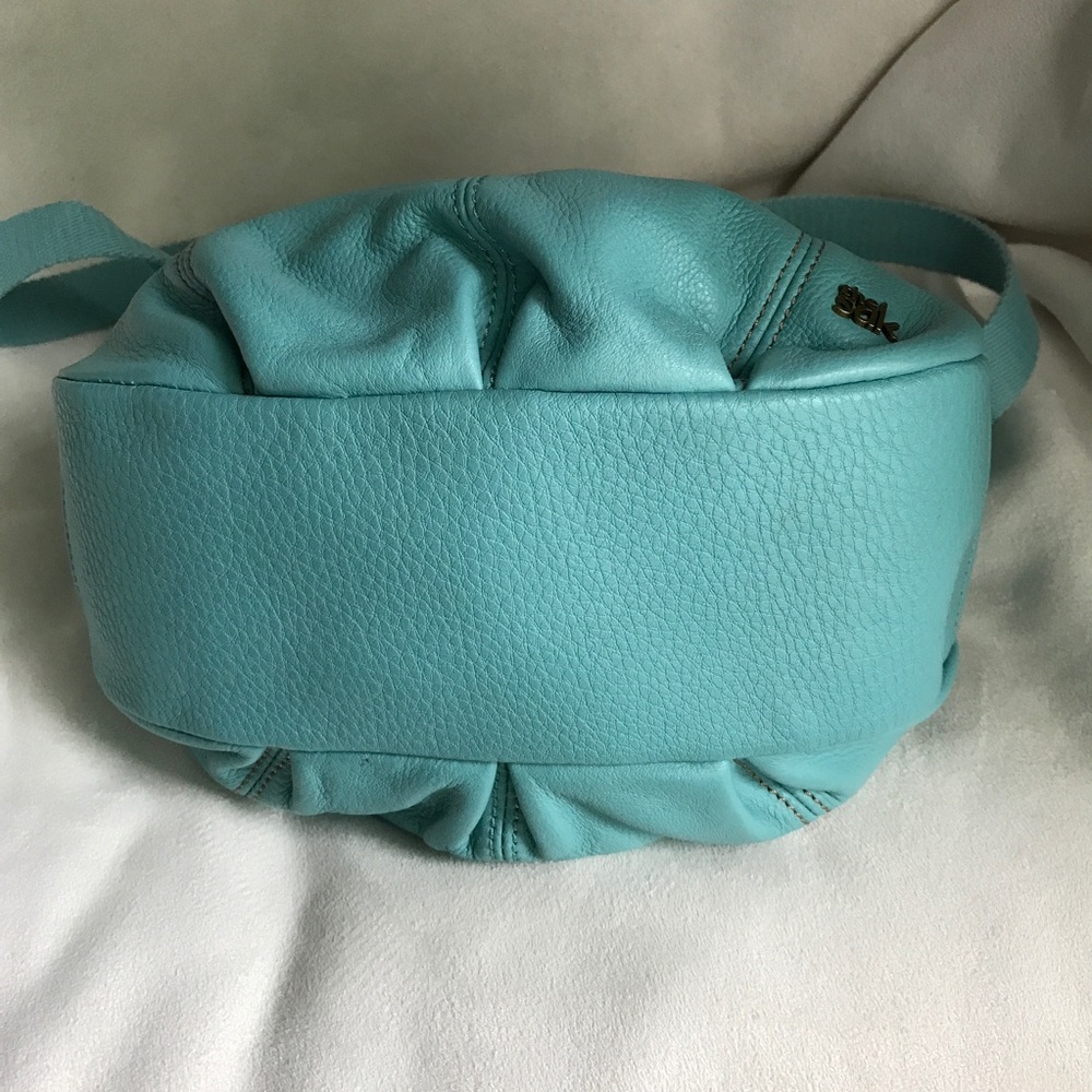 Tiffany Blue Genuine Leather Handbag - Picture 5 of 8