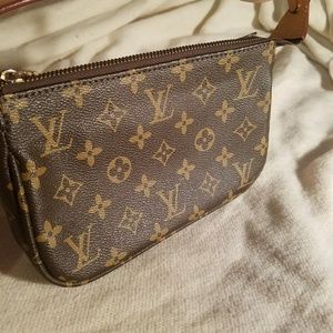 Louis Vuitton style brown/ tan handbag