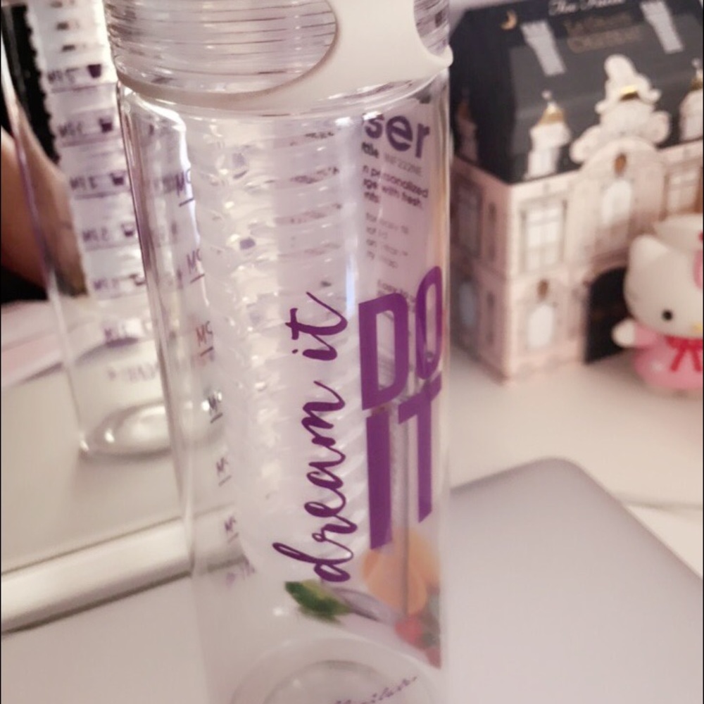 Blogilates water bottle infuser