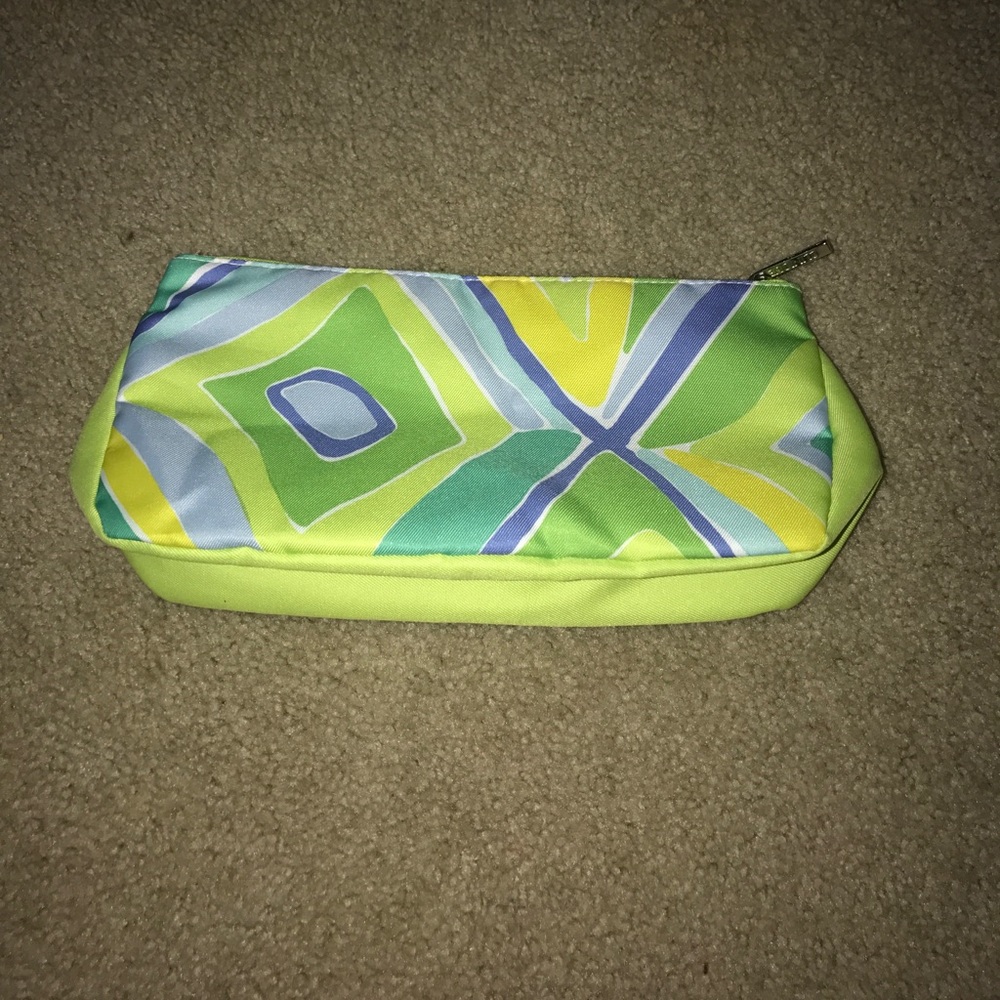 Makeup bag