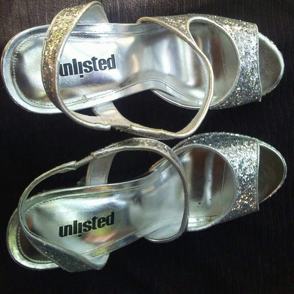 Dress pumps