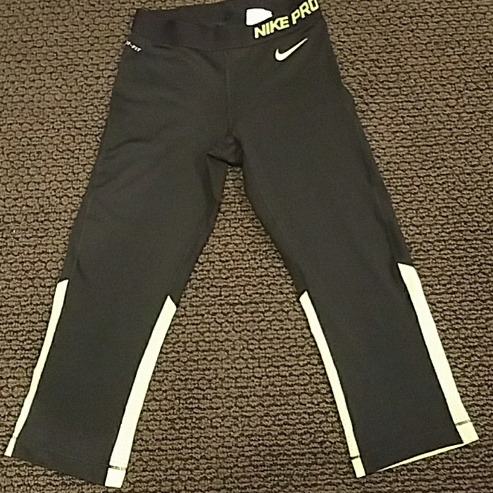 Nike pro leggings