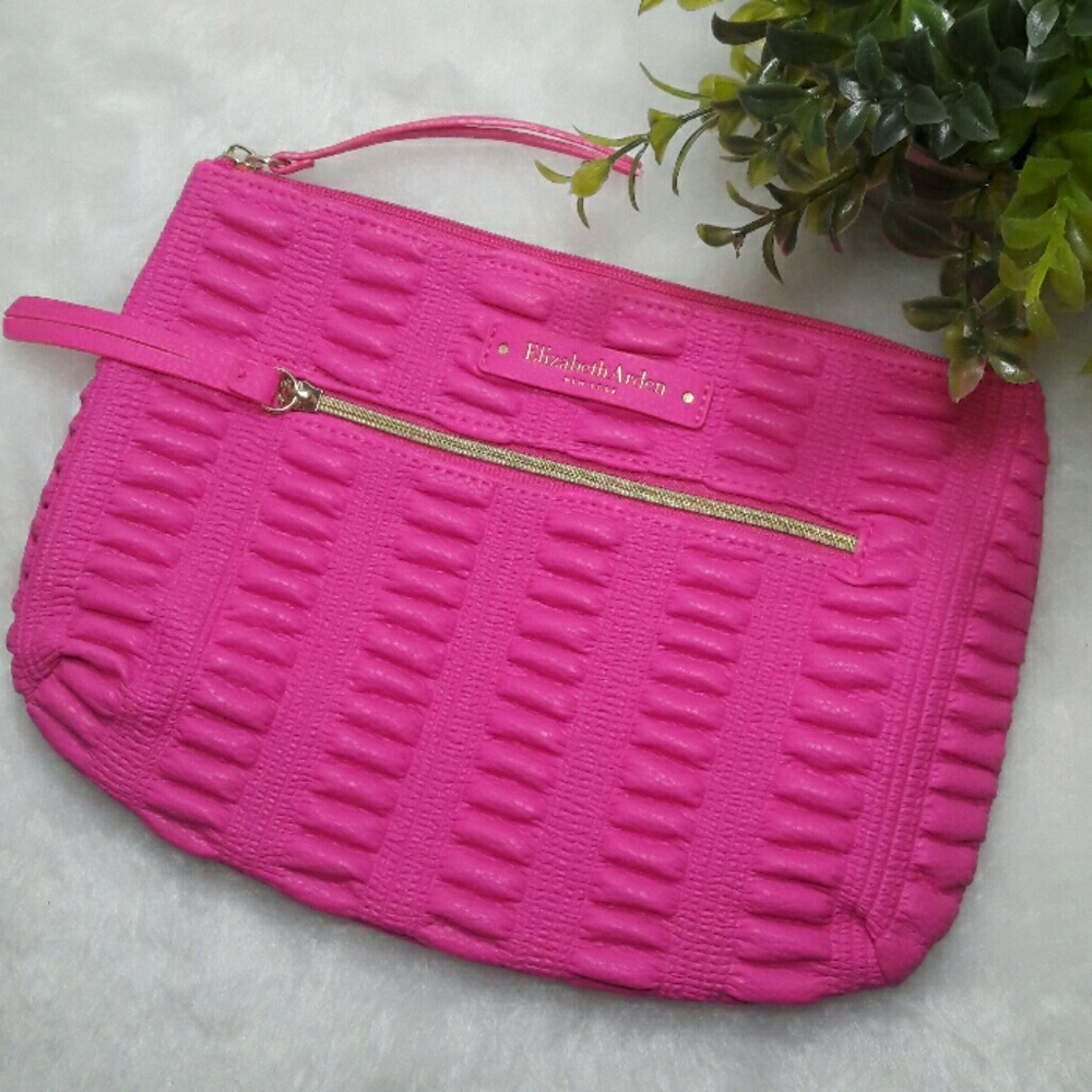 🎉CLEARANCE 🎈Elizabeth Arden Pink Textured Clutch - Picture 1 of 6