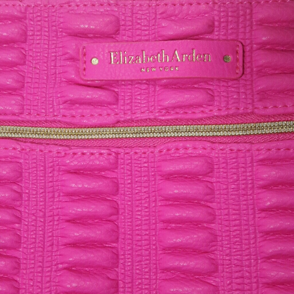 🎉CLEARANCE 🎈Elizabeth Arden Pink Textured Clutch - Picture 3 of 6