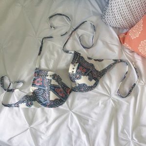 *NEW* H&M Bandana Print Bikini Top, Size 34D