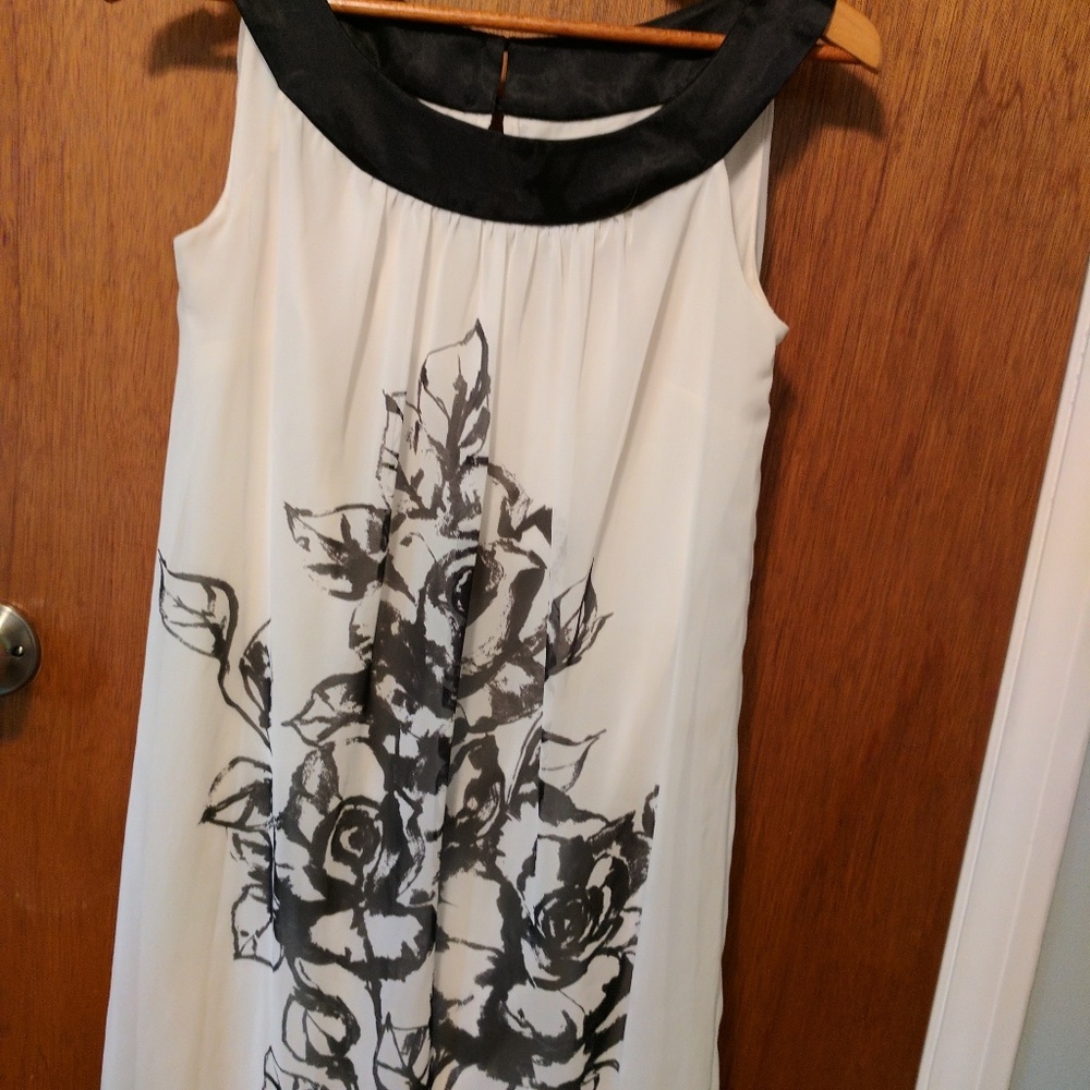 Beautiful black and white dress