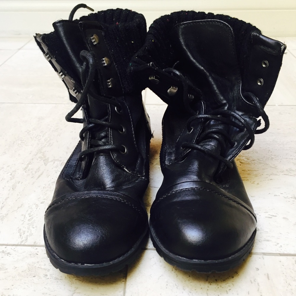 Report Black Laced Combat Boots