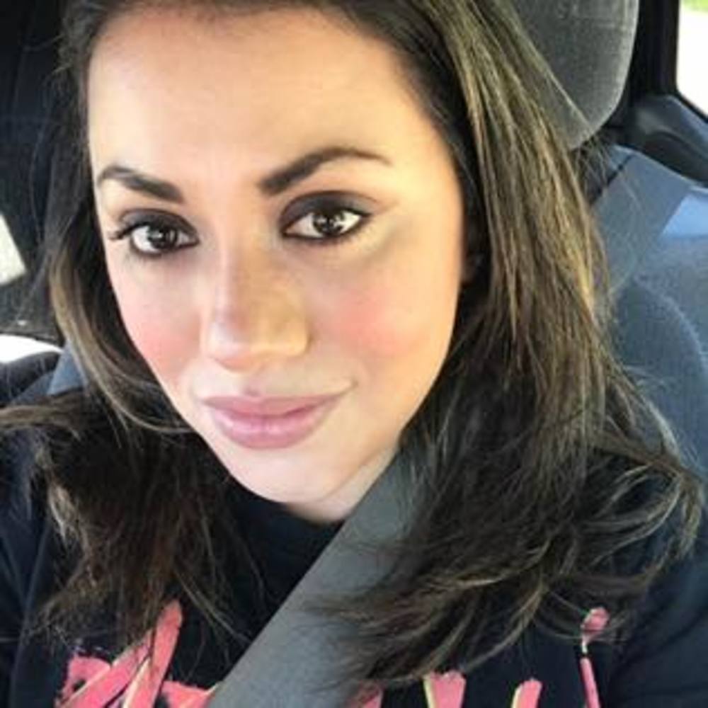 Meet your Posher, Rosalva