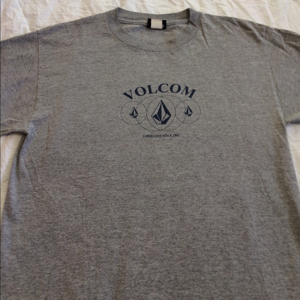 Men's Medium Volcom Grey T Shirt