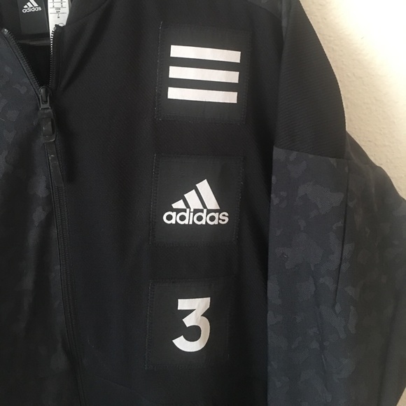 Adidas jacket - Picture 3 of 3