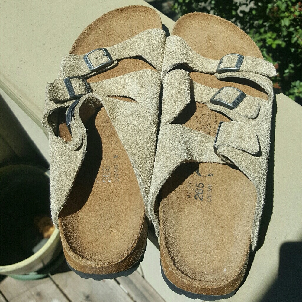 3 strapped birkenstock (Birki's) sandals
