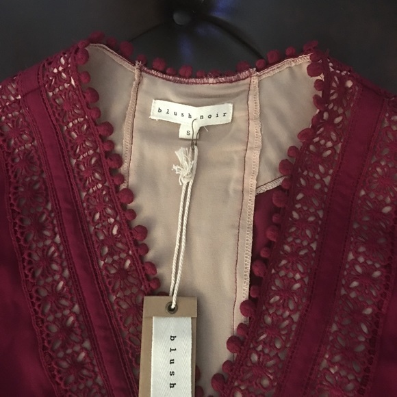 NWT Blush Noir Cold Shoulder Peplum Top - Picture 2 of 5